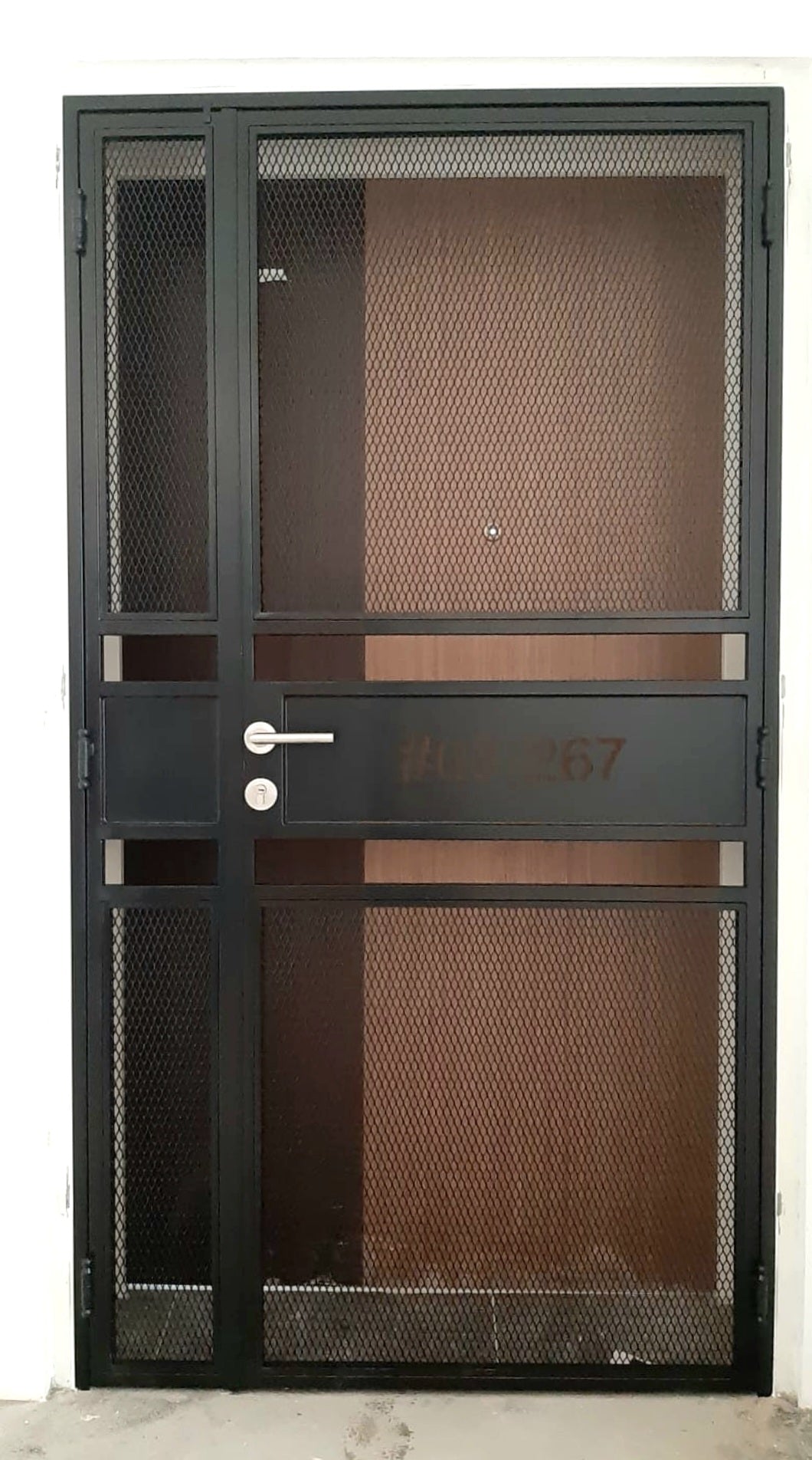 Mesh Door Gate Industrial Safety Fence Gate Welded Wire Mesh