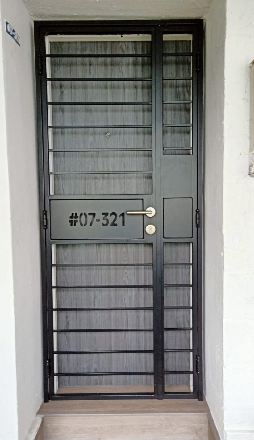 mild steel gate 2 - Modern & Minimalist