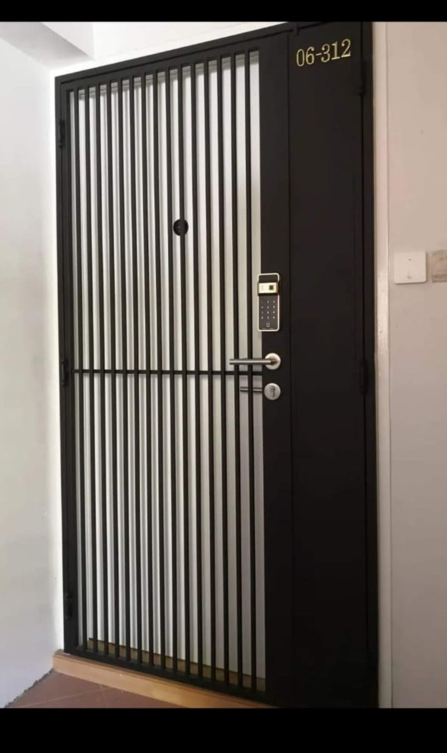 Mild Steel Gate 6 | Modern & Minimalist Compact Vertical Design